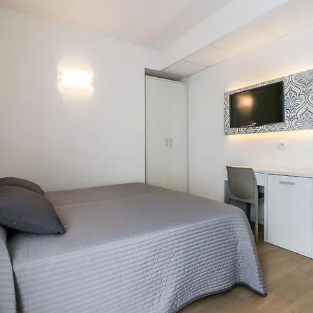 Jesulum Hotel 3*